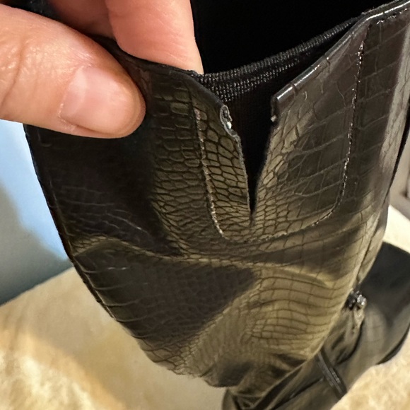 New Suedi Womens Knee High Black Croc Embossed Chunky Heel Squared Toe Boots Sz9 - Picture 12 of 16